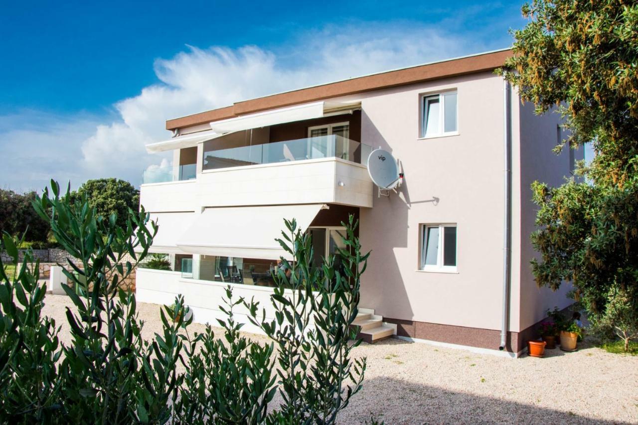 Apartments Melody Mandre Exteriör bild